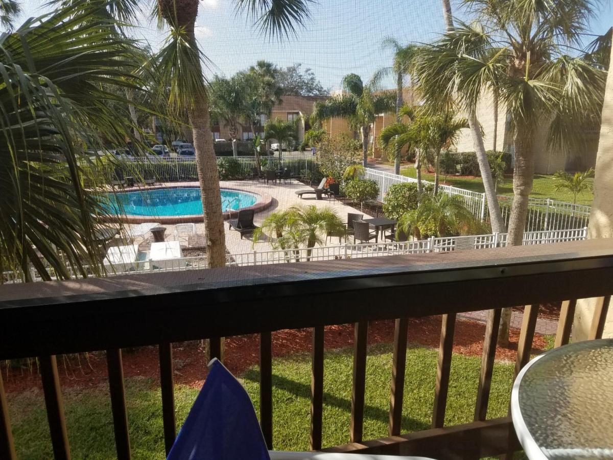 2Br/1Ba Vacation Rental - Sienna Park サラソータ エクステリア 写真